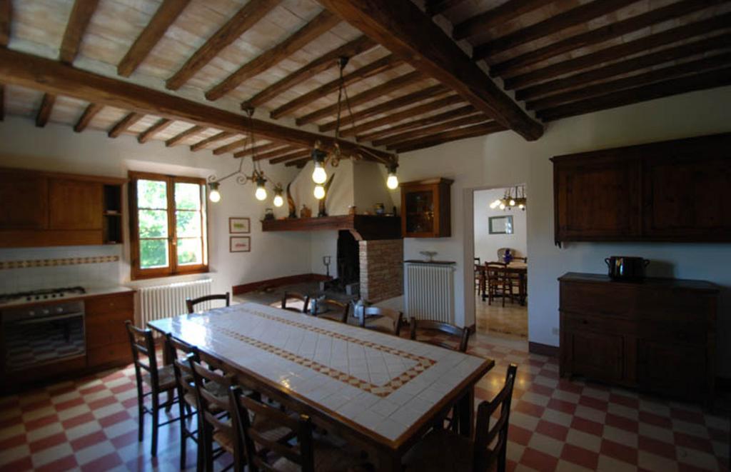 Casa Vacanze Pievina Vescona Habitación foto
